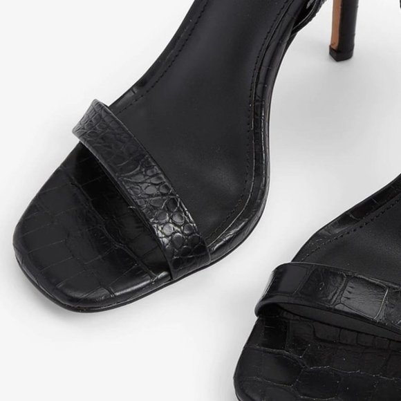 Textured Low Back Heeled Sandals express womens size 9 & 10 NWT shoes - Picture 7 of 7